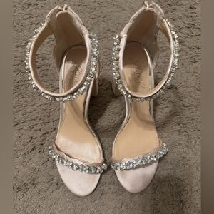 Jewel Badgley Mischka Champagne Crystal Heels
